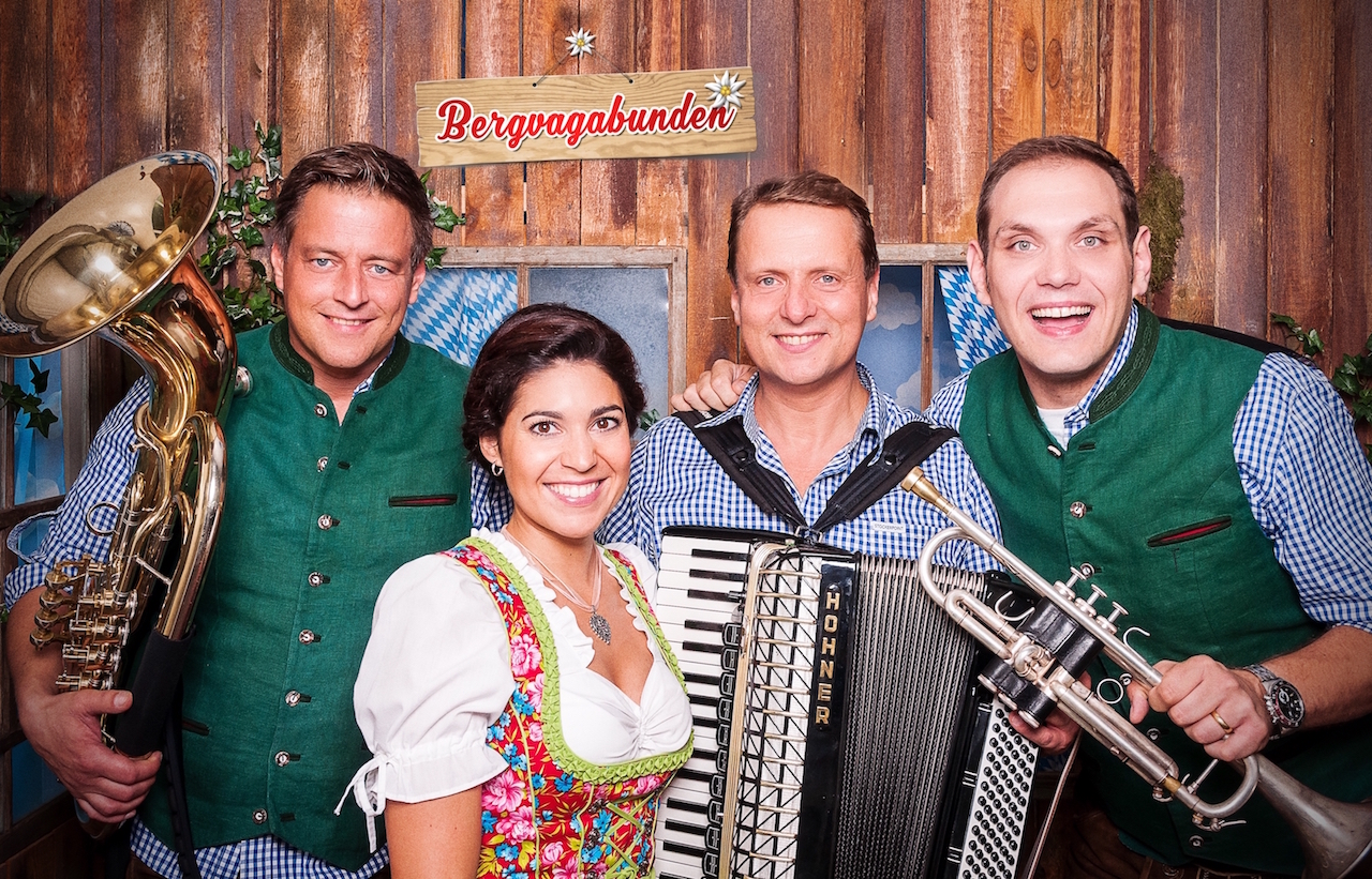 The Bergvagabunden: a bavarian oktoberfest band from Germany (© www.bergvagabunden.com) Oktoberfest band