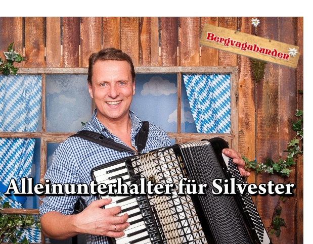 Alleinunterhalter für Silvester mit Akkordeon