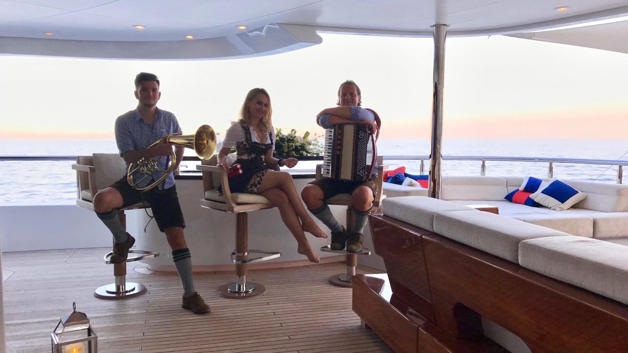 Animation dans un yacht | © bergvagabunden.com Animation yachting Côte d'Azur Monaco Saint Tropez