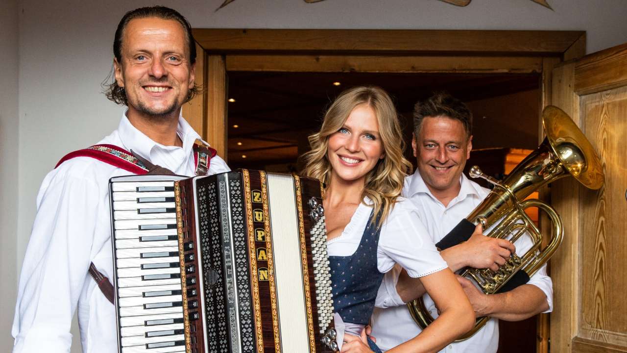 Oktoberfest band from Germany for hire