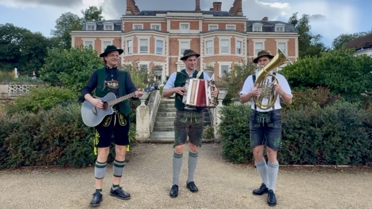 Band "Bergvagabunden" at a Germanfest
